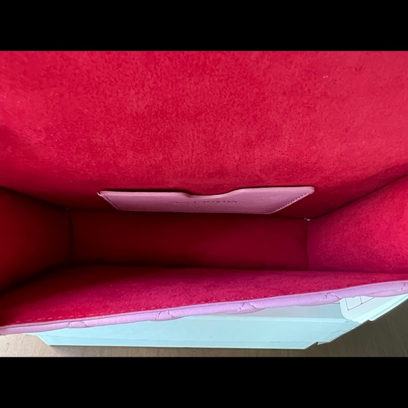 ❌❌SOLD NWT Alexander McQueen Skull Quilted Shoulder Bag - Picture 8 of 10